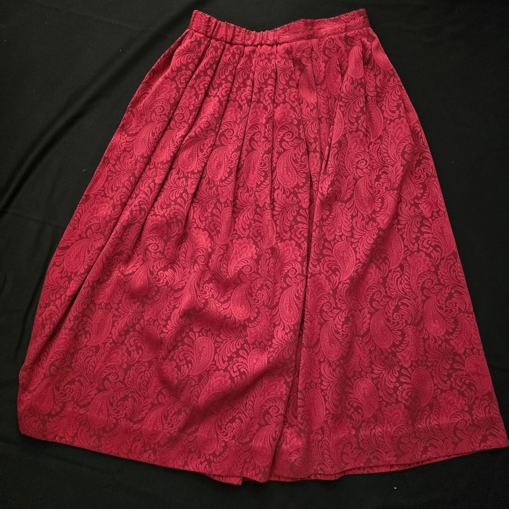 Women's Red Skirt Size 6